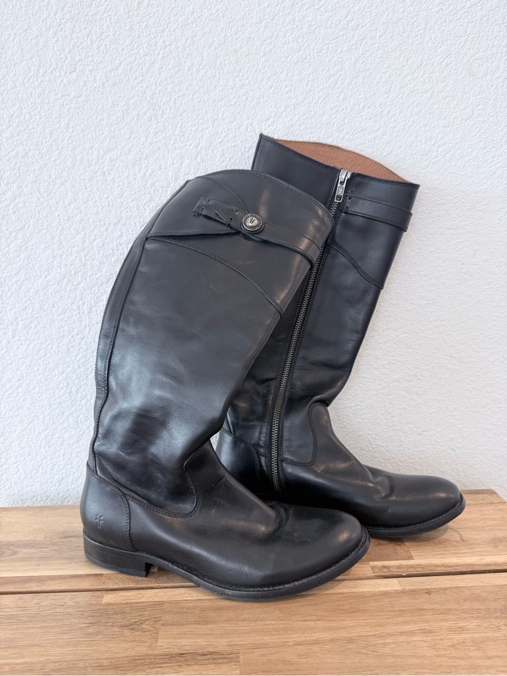 FRYE- Molly Knee High Button TallRiding Boots- Size 7.5B